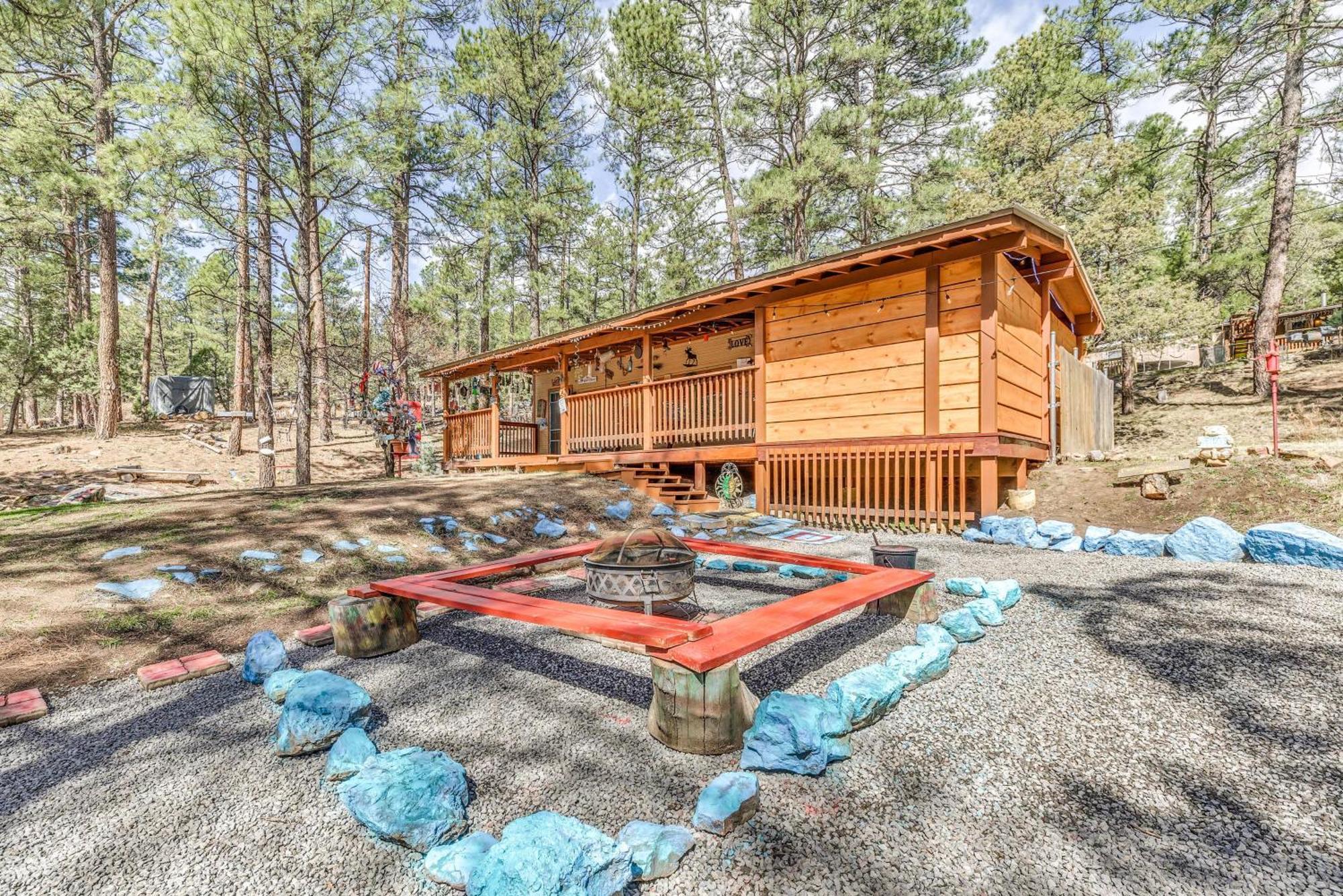 Ruidoso Cabin With Hot Tub - 2 Mi To Grindstone Lake Εξωτερικό φωτογραφία